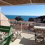 & Saint John Апартаменты *